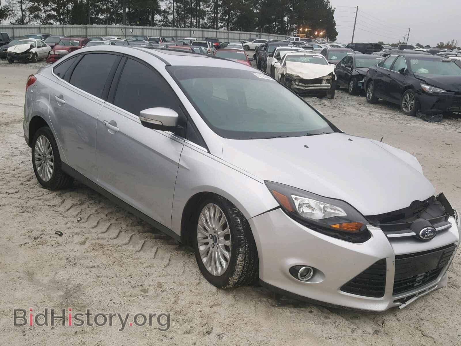 Photo 1FAHP3J2XCL318197 - FORD FOCUS 2012