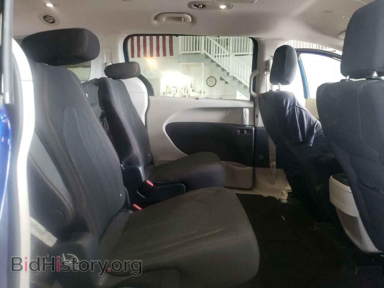2018 CHRYSLER PACIFICA - VIN: 2C4RC1FG1JR227780 - Фото 6