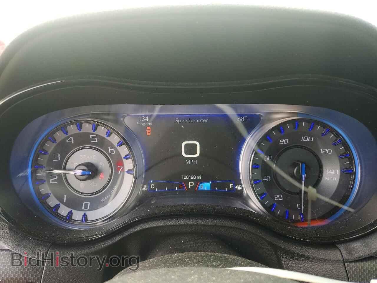 2016 CHRYSLER 300 - VIN: 2C3CCAGG8GH162174 - Фото 9