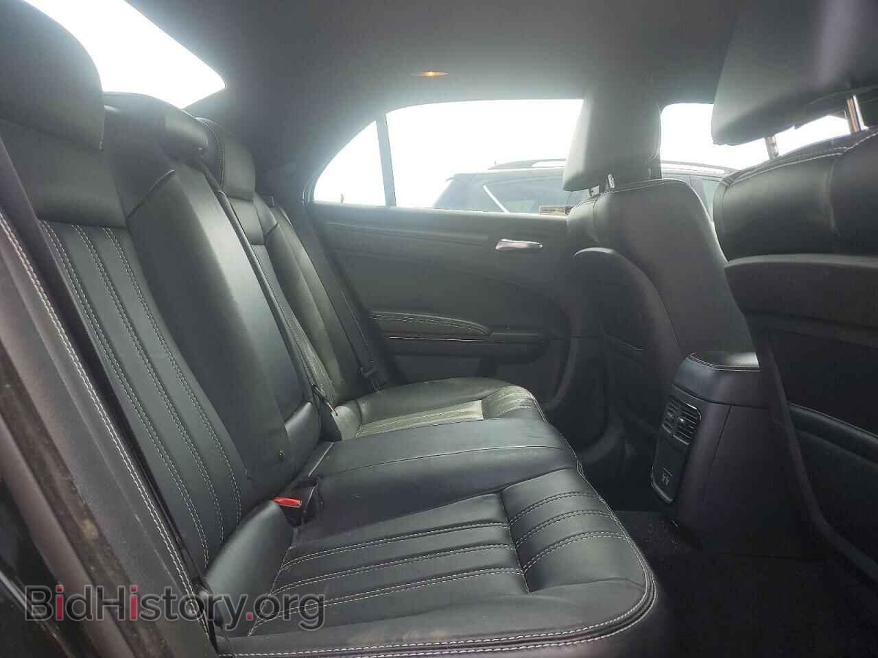 2016 CHRYSLER 300 - VIN: 2C3CCAGG8GH162174 - Фото 10