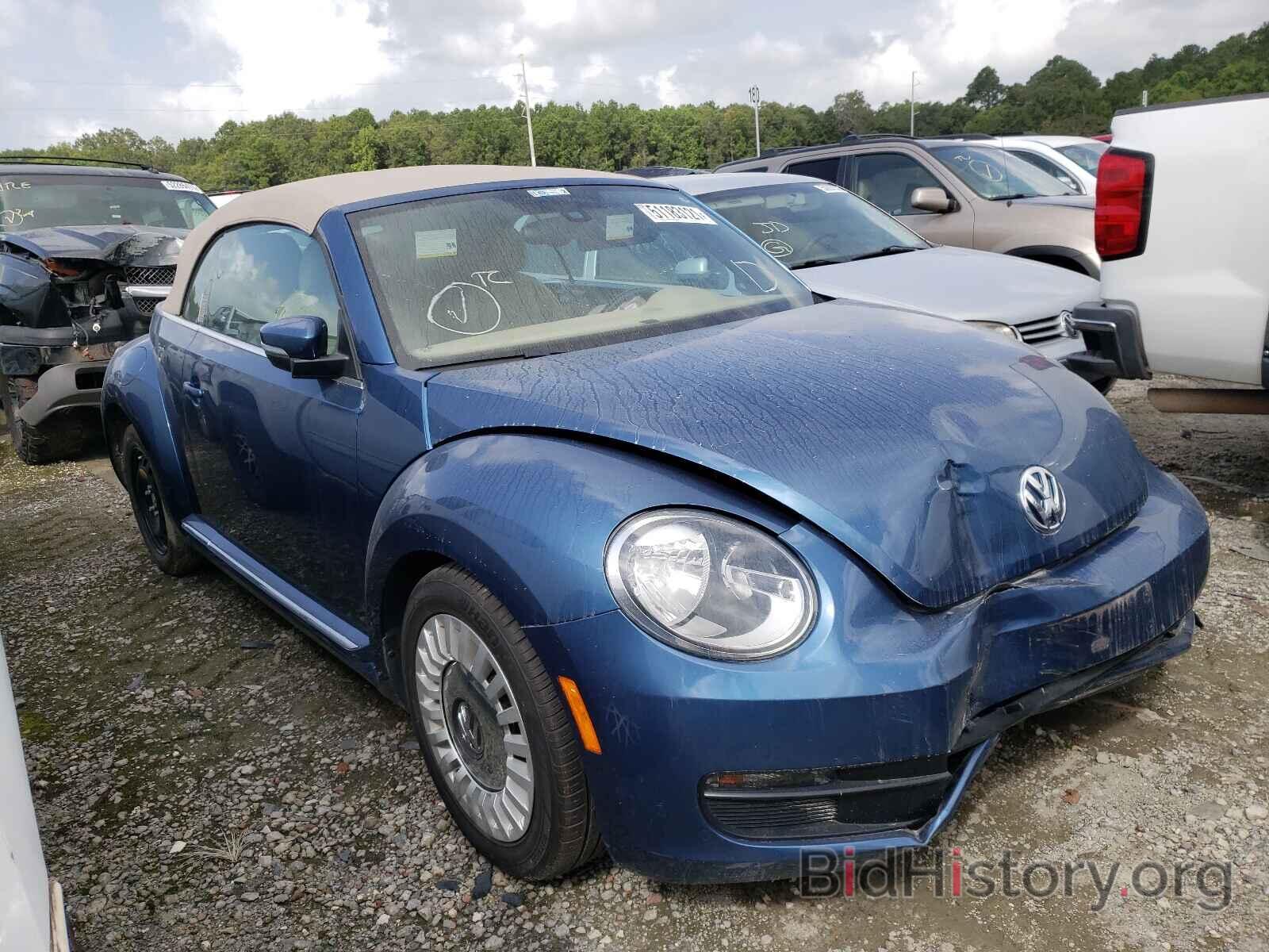 Photo 3VW517AT8GM805706 - VOLKSWAGEN BEETLE 2016