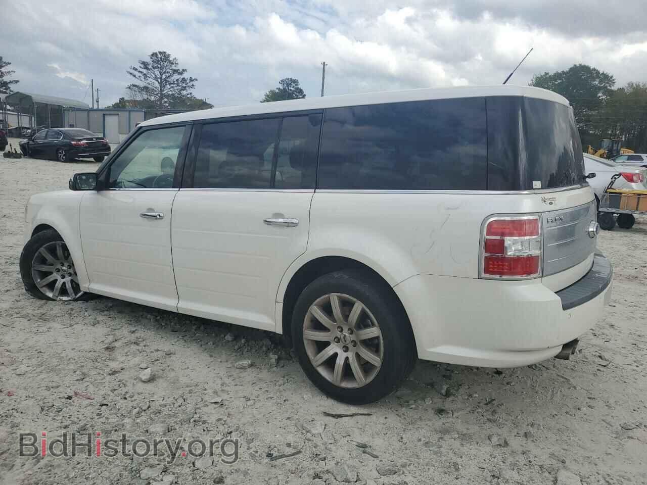 2011 FORD FLEX - VIN: 2FMGK5DC3BBD32408 - Photo 2