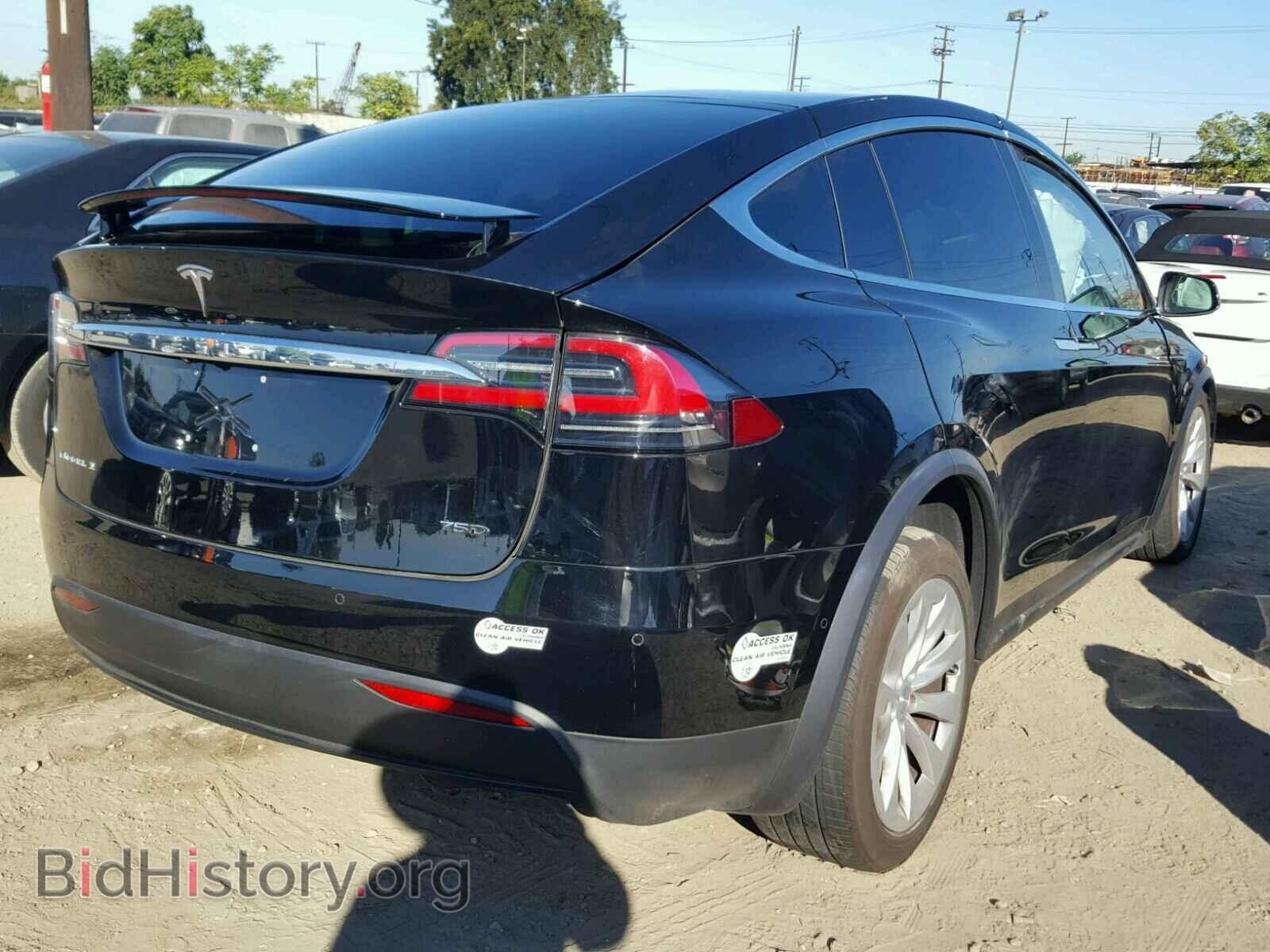 2017 TESLA MODEL X - VIN: 5YJXCAE26HF041803 - Фото 4