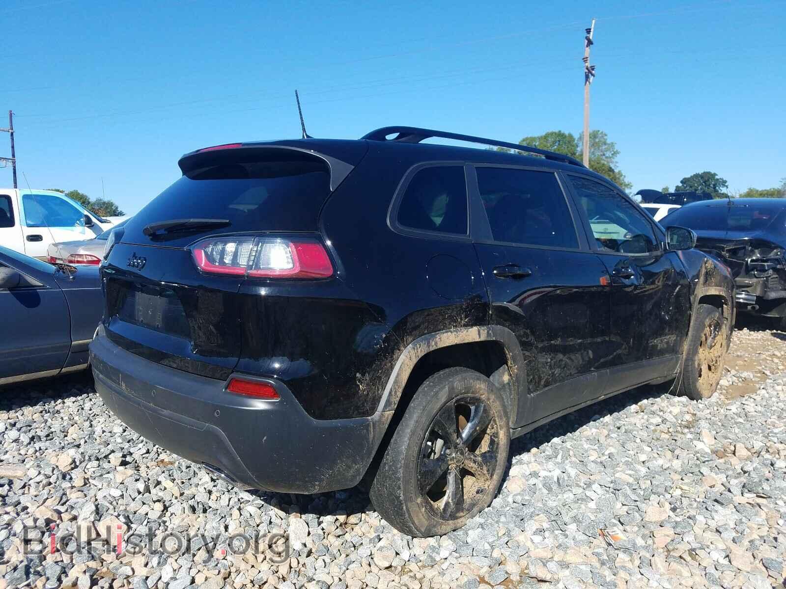 2019 JEEP CHEROKEE - VIN: 1C4PJLLX2KD290789 - Фото 4