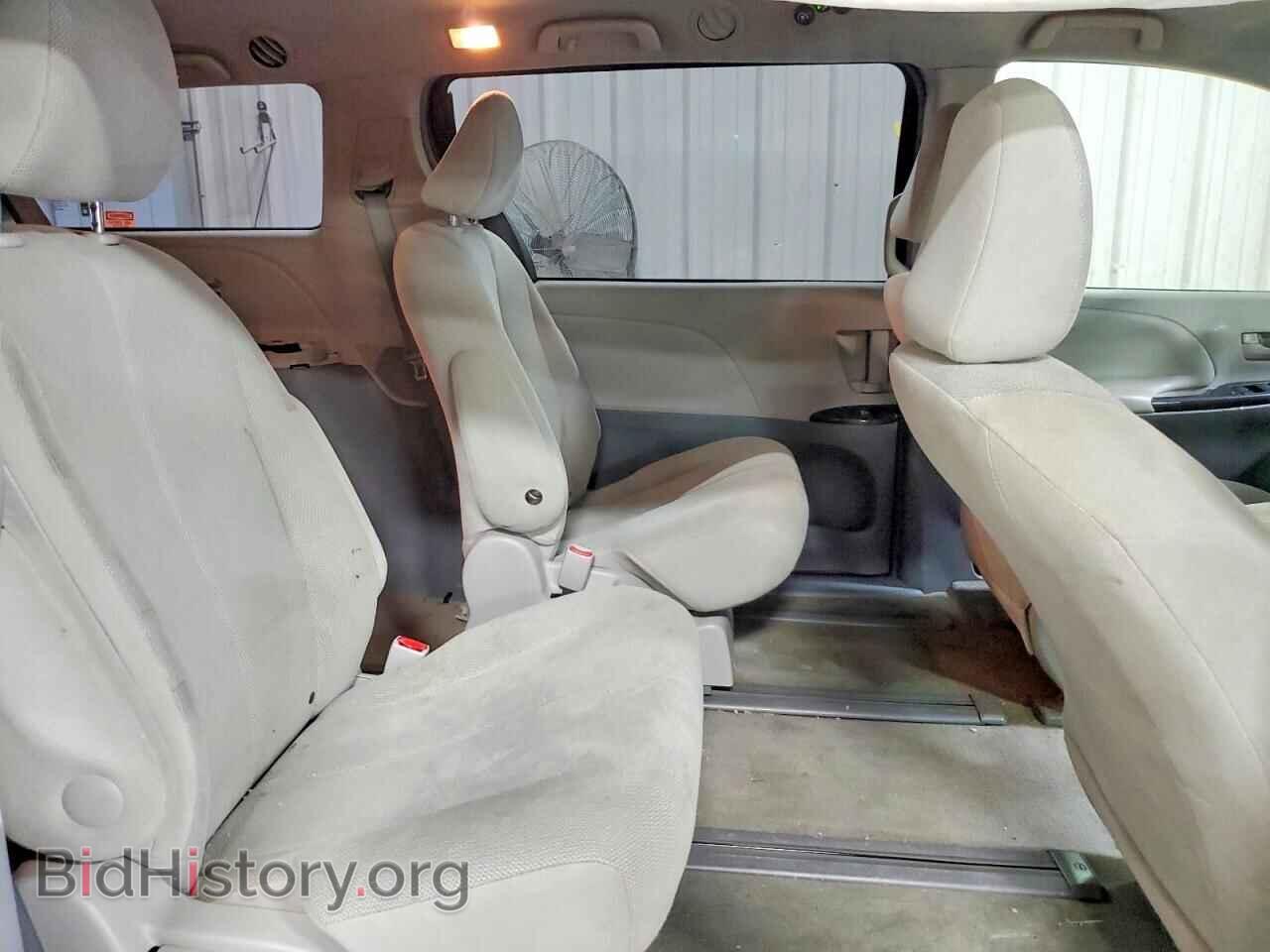 2013 TOYOTA SIENNA - VIN: 5TDZK3DC8DS398505 - Фото 10