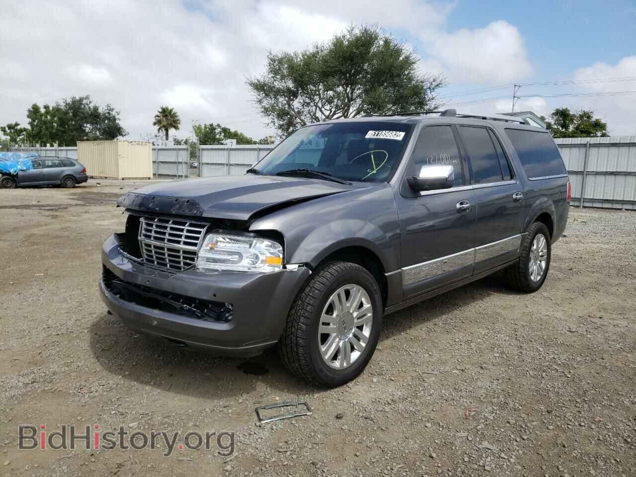 2012 LINCOLN NAVIGATOR - VIN: 5LMJJ3J54CEL04882 - Фото 2