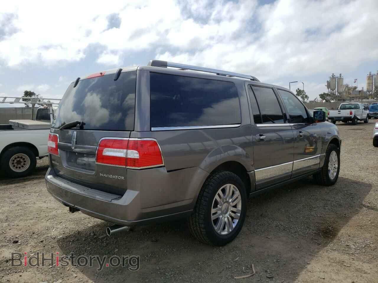 2012 LINCOLN NAVIGATOR - VIN: 5LMJJ3J54CEL04882 - Фото 4