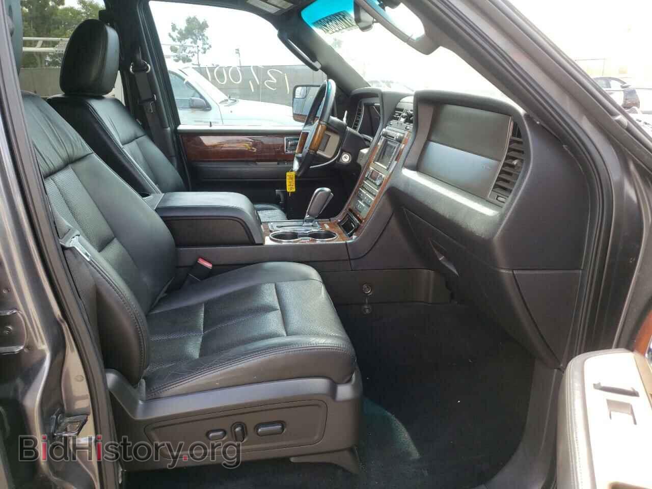 2012 LINCOLN NAVIGATOR - VIN: 5LMJJ3J54CEL04882 - Фото 5