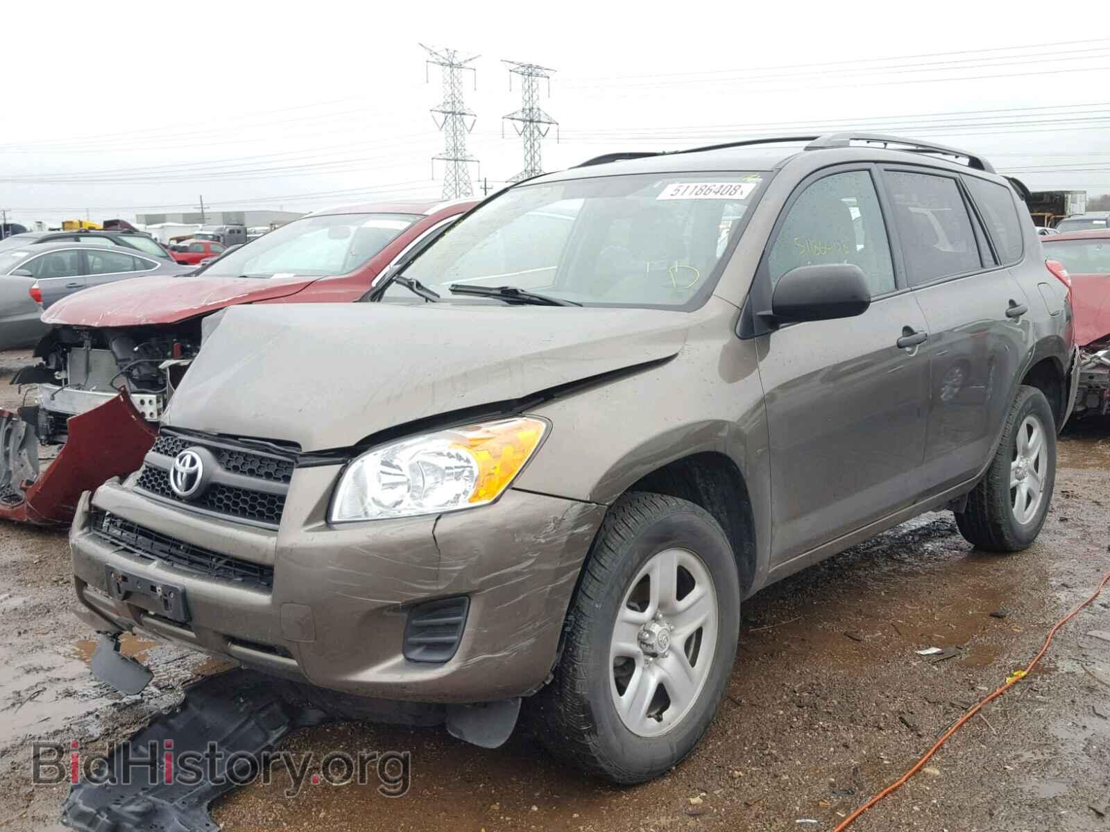 2011 TOYOTA RAV4 - VIN: 2T3BF4DV1BW147561 - Фото 2