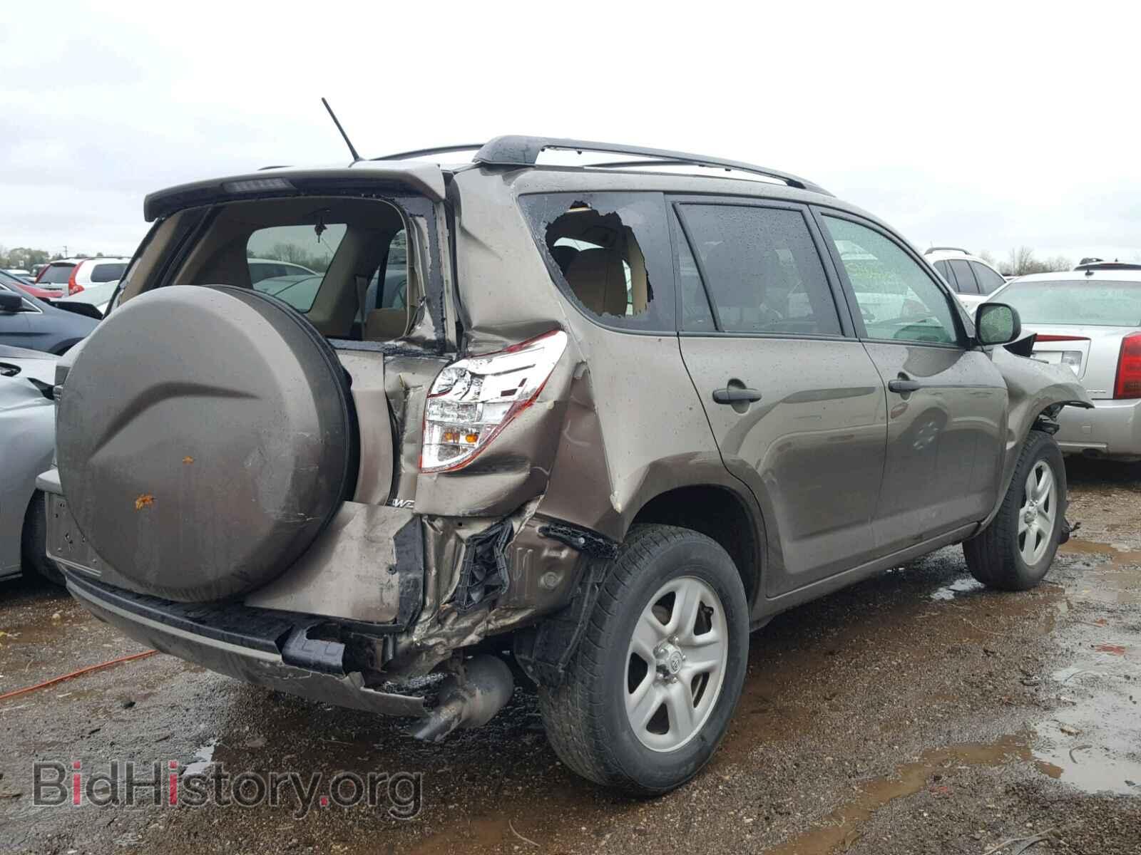 2011 TOYOTA RAV4 - VIN: 2T3BF4DV1BW147561 - Фото 4