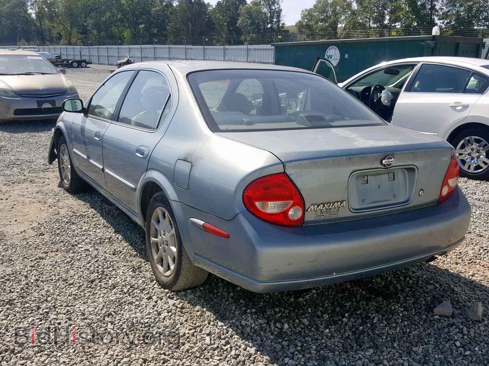 2000 NISSAN MAXIMA - VIN: JN1CA31D7YT720115 - Фото 3
