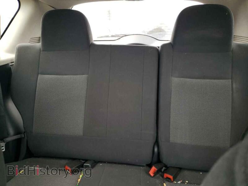 2011 Jeep COMPASS (VIN 1J4NF1FB8BD283627) — photo 10 of 13