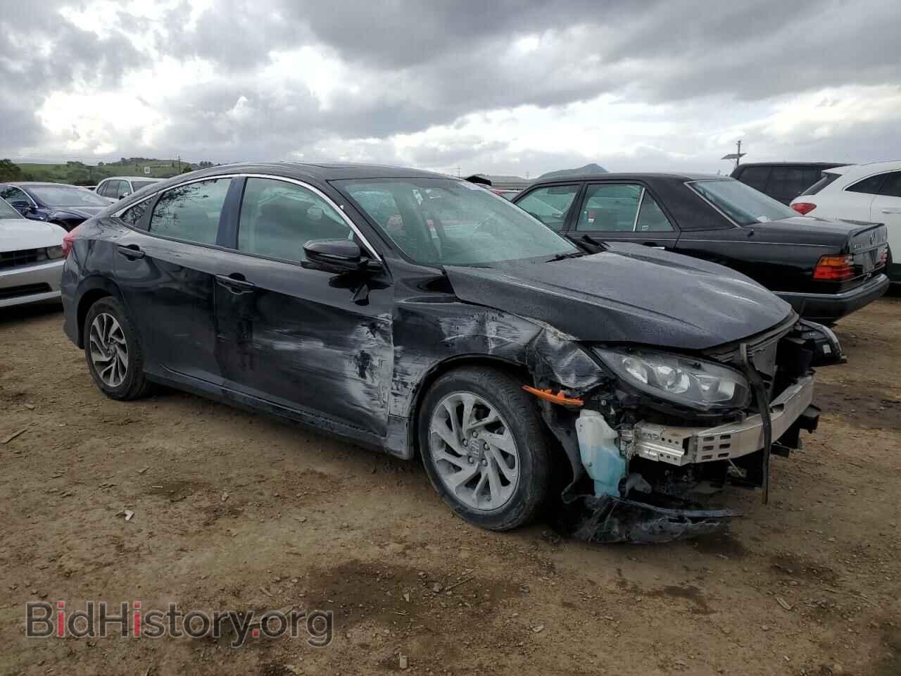 2017 HONDA CIVIC - VIN: 19XFC2F71HE201393 - Фото 4