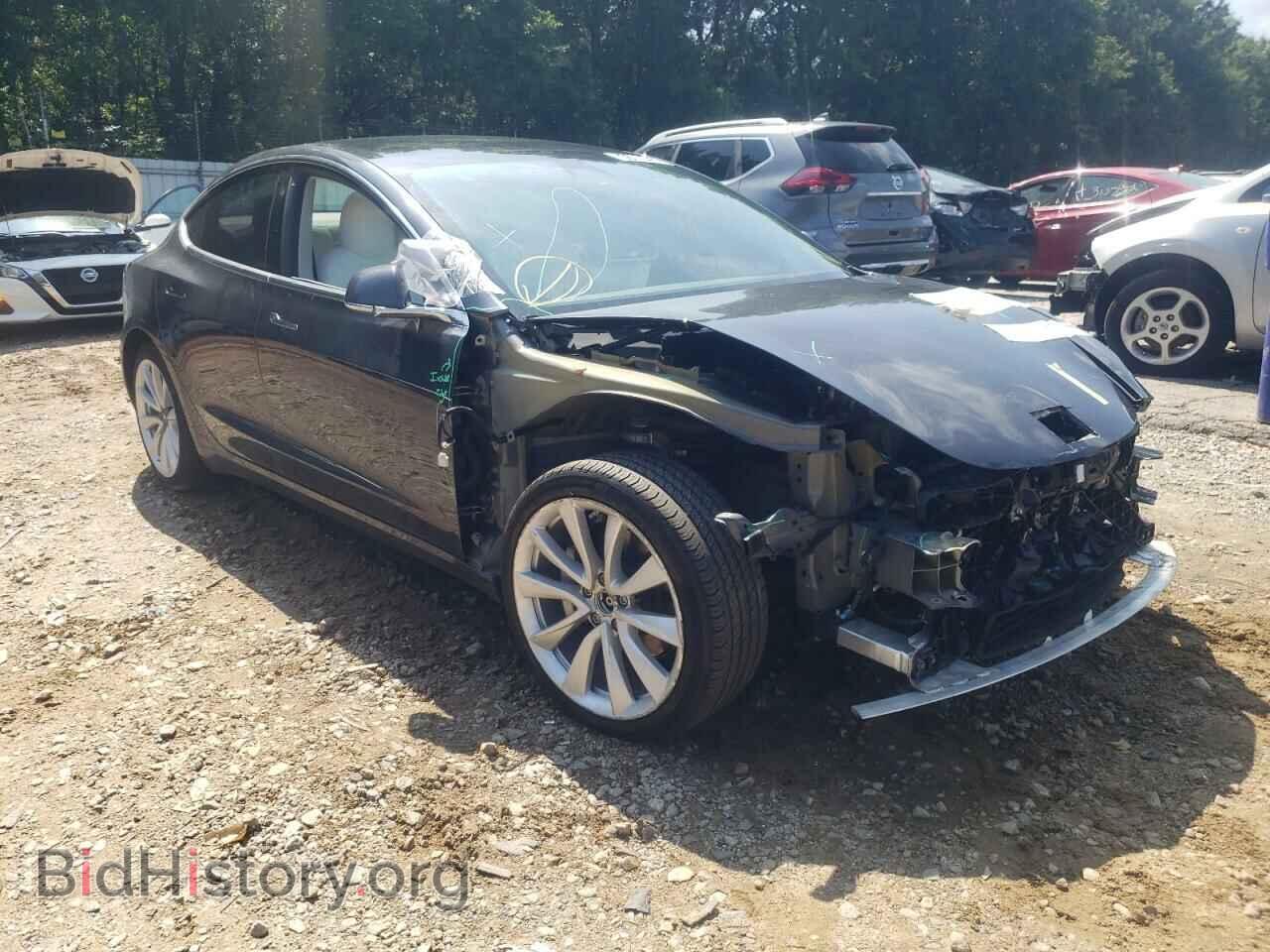 Фотография 5YJ3E1EB5JF097133 - TESLA MODEL 3 2018