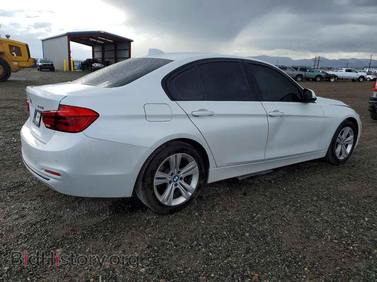2016 BMW 3 SERIES - VIN: WBA8E3G58GNU00177 - Photo 3