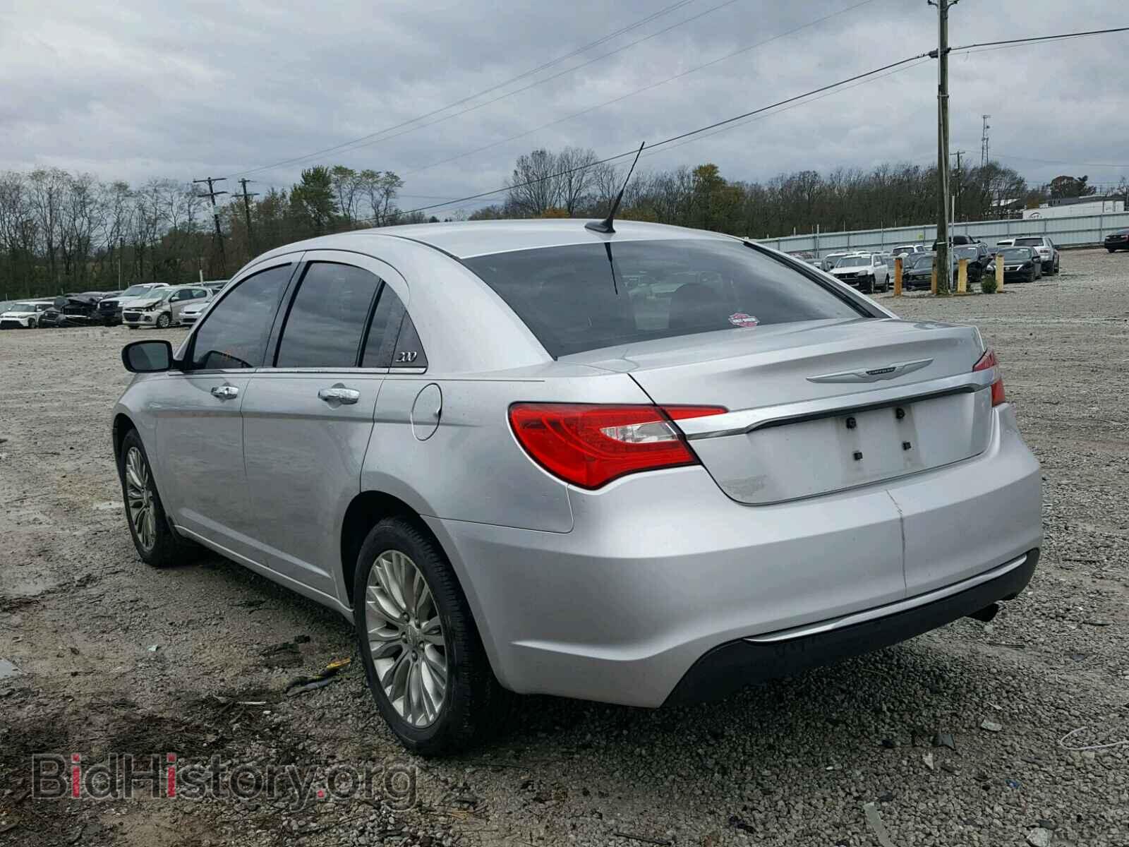 2011 CHRYSLER 200 - VIN: 1C3BC2FBXBN501217 - Фото 3