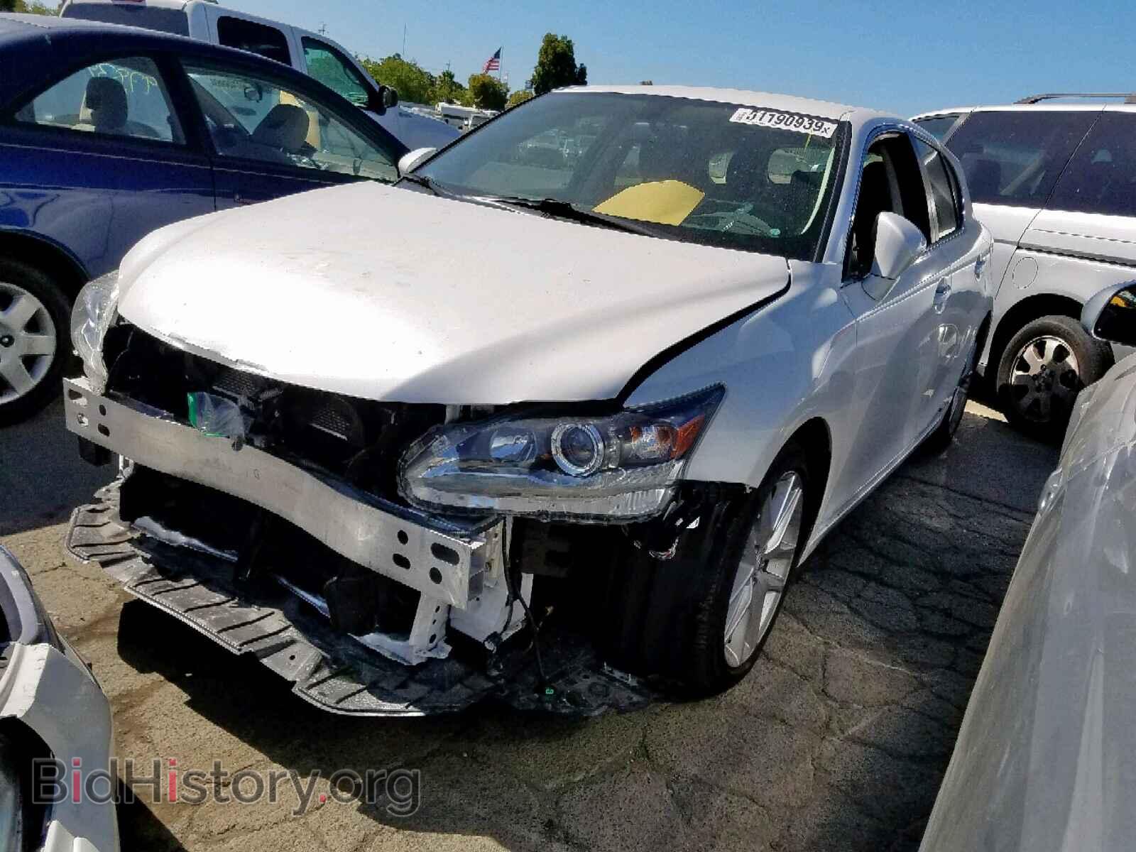 2016 LEXUS CT 200 - VIN: JTHKD5BH3G2265778 - Фото 2