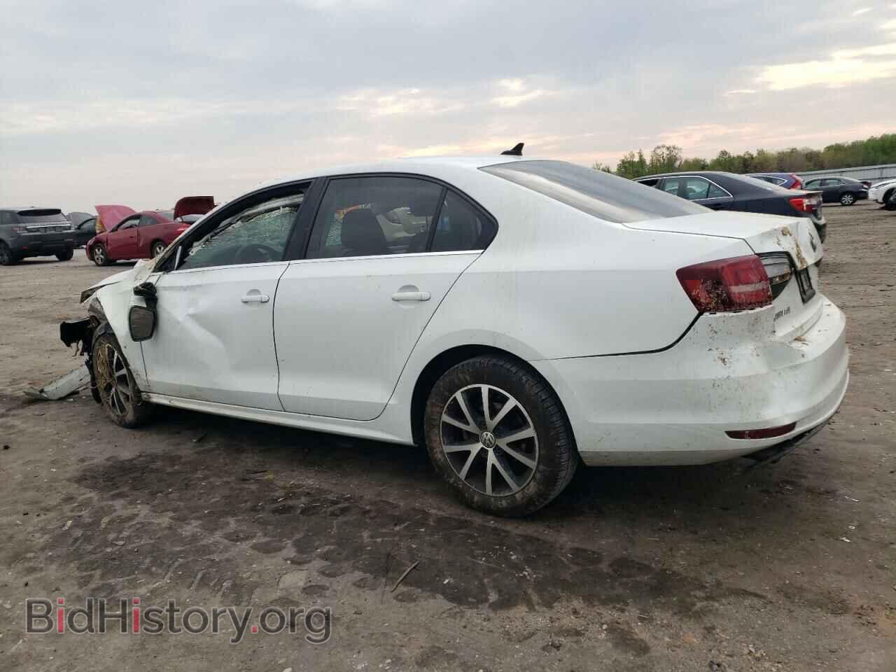 2017 VOLKSWAGEN JETTA - VIN: 3VWDB7AJ1HM209975 - Фото 2