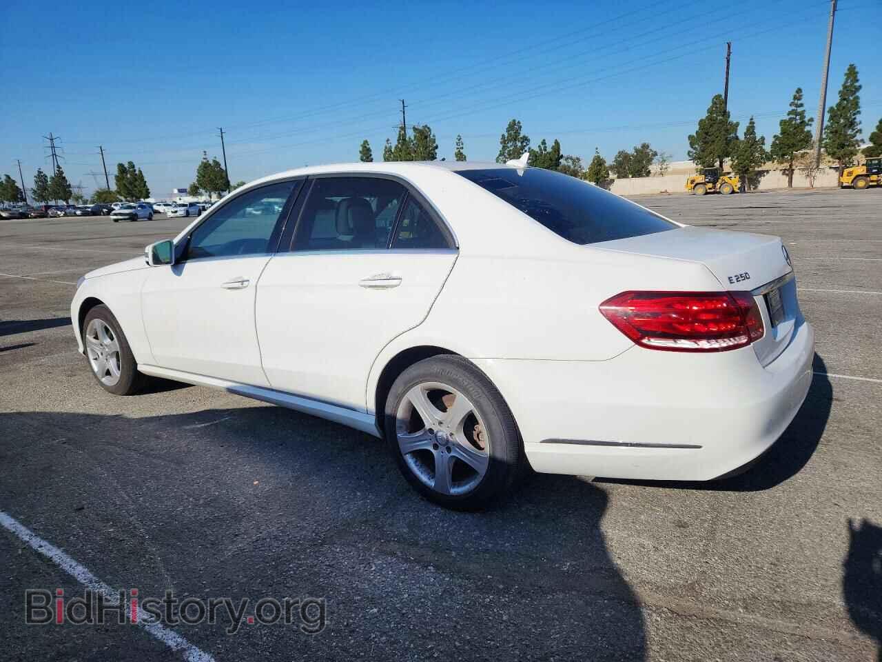 2015 MERCEDES-BENZ E-CLASS - VIN: WDDHF0EB4FB129714 - Фото 2