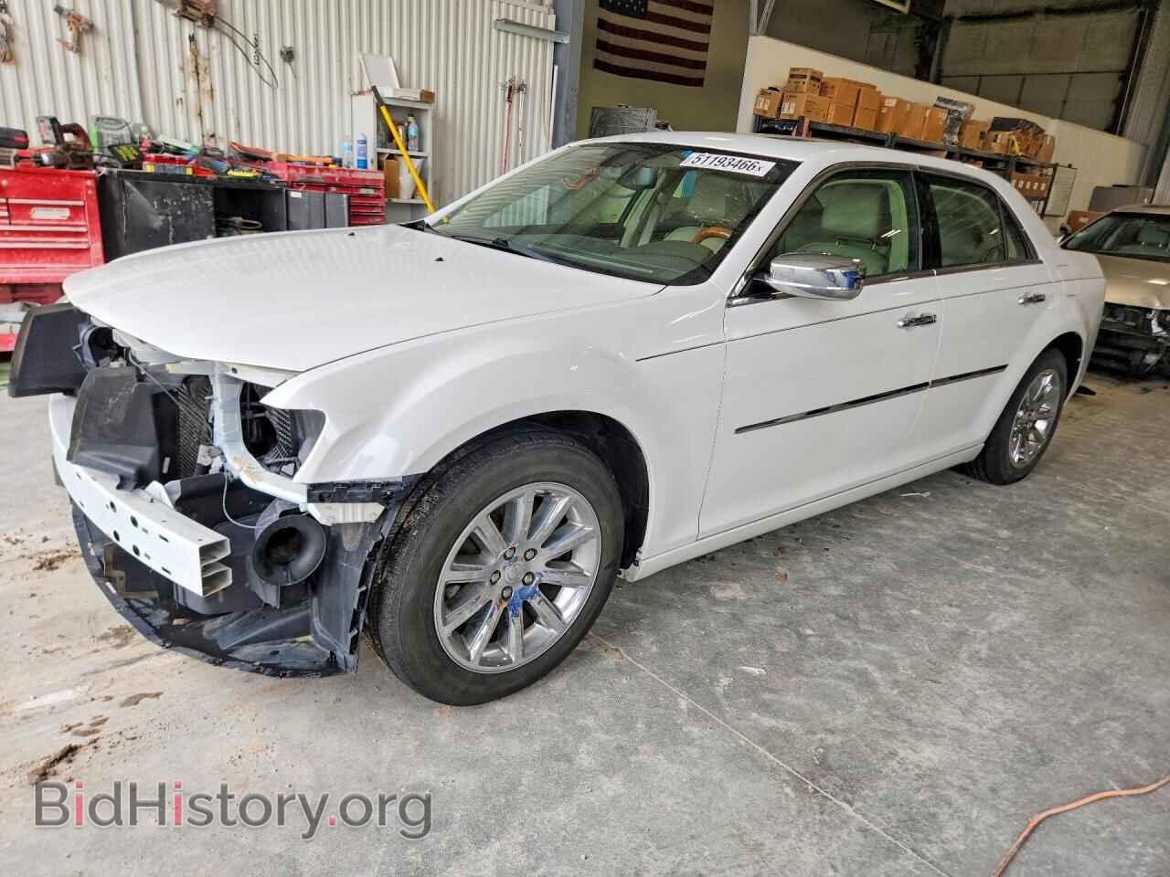 Photo 2C3CA5CG3BH528229 - CHRYSLER 300 2011