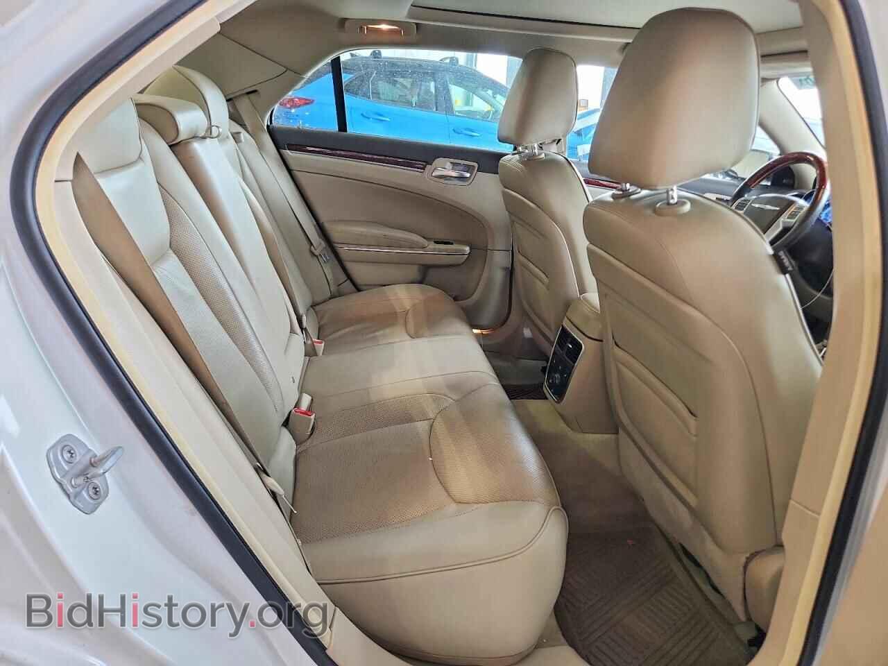 2011 CHRYSLER 300 - VIN: 2C3CA5CG3BH528229 - Фото 10