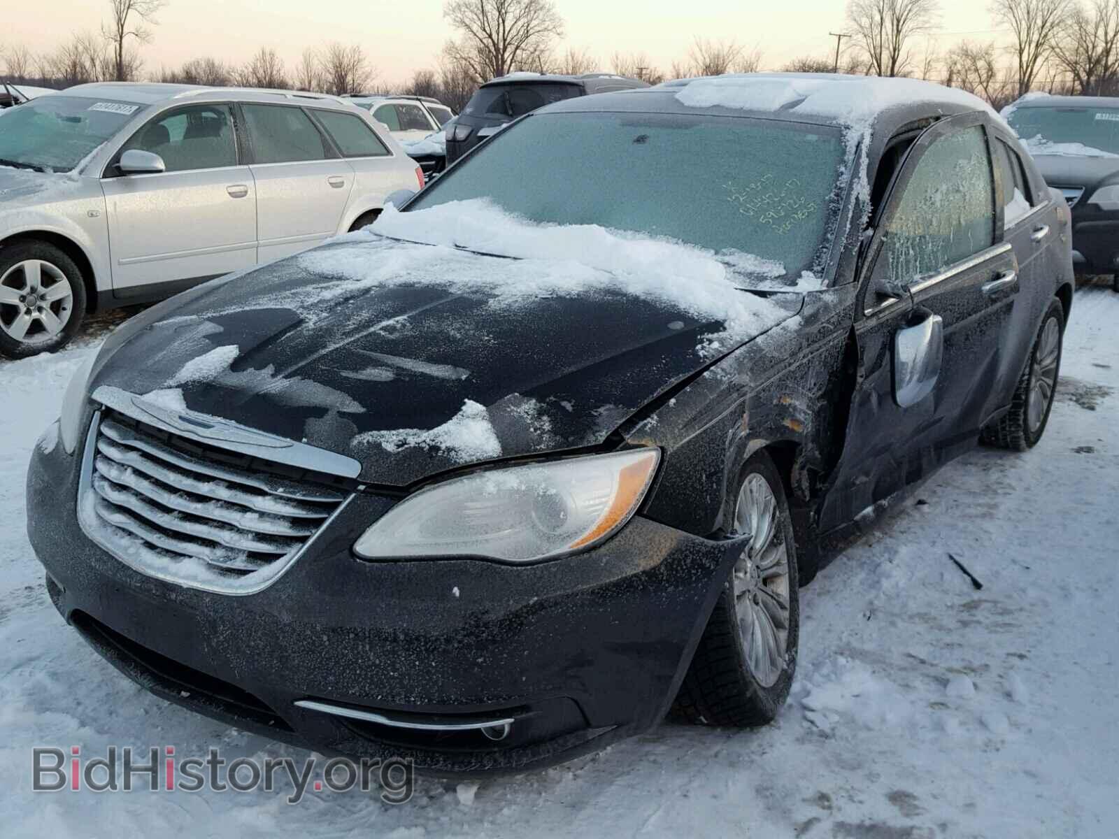 2011 CHRYSLER 200 - VIN: 1C3BC2FG6BN596726 - Фото 2