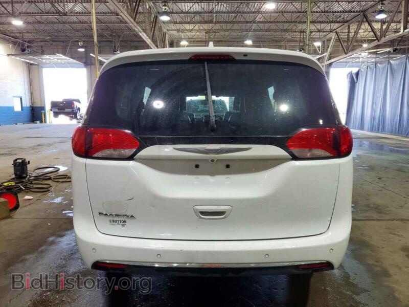 2017 Chrysler PACIFICA (VIN 2C4RC1EG1HR660169) — photo 6 of 15
