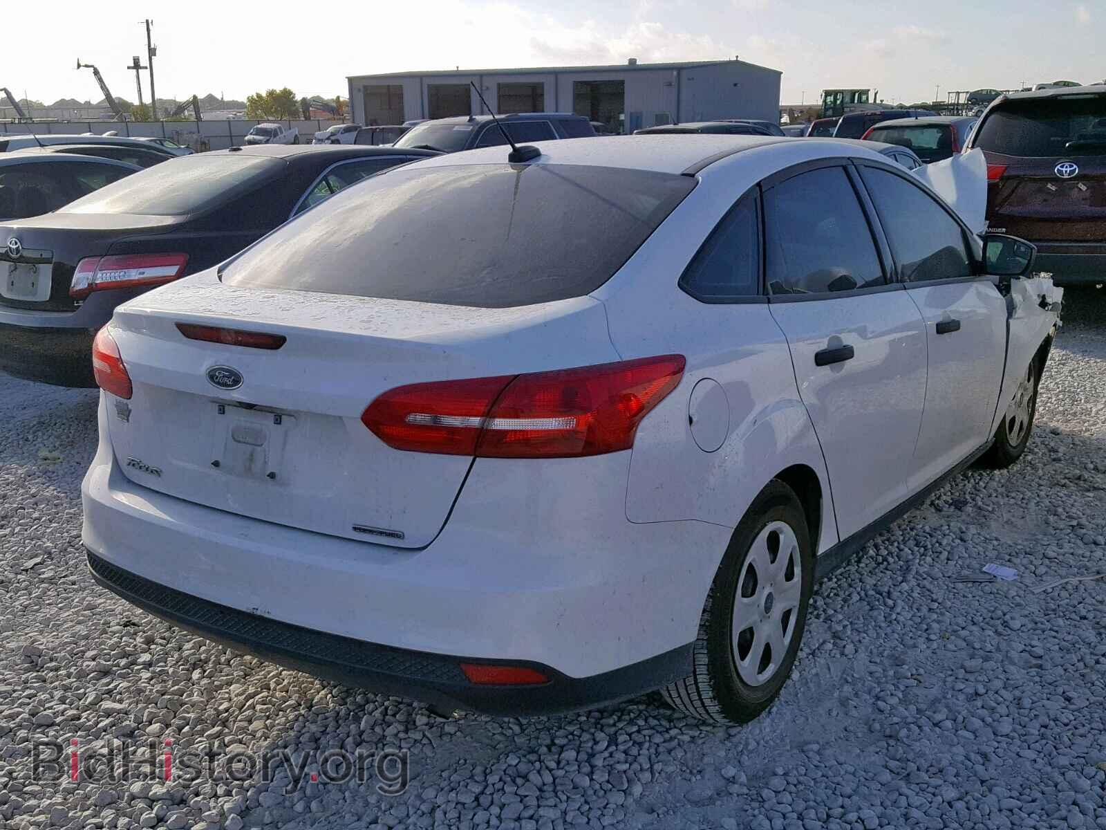 2016 FORD FOCUS - VIN: 1FADP3E24GL297202 - Фото 4