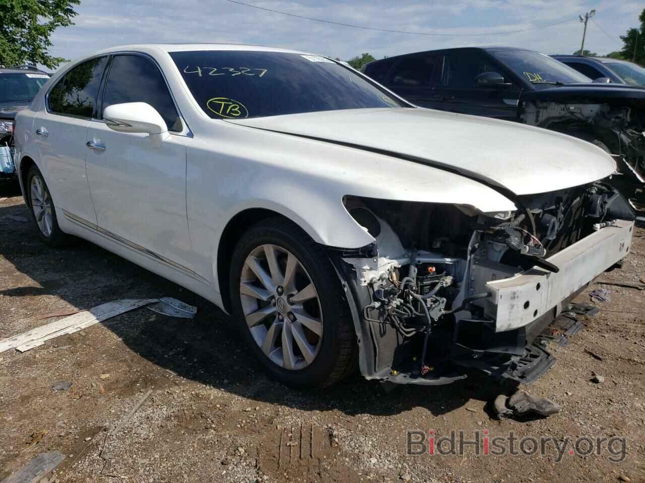 Photo JTHCL5EFXA5004705 - LEXUS LS460 2010