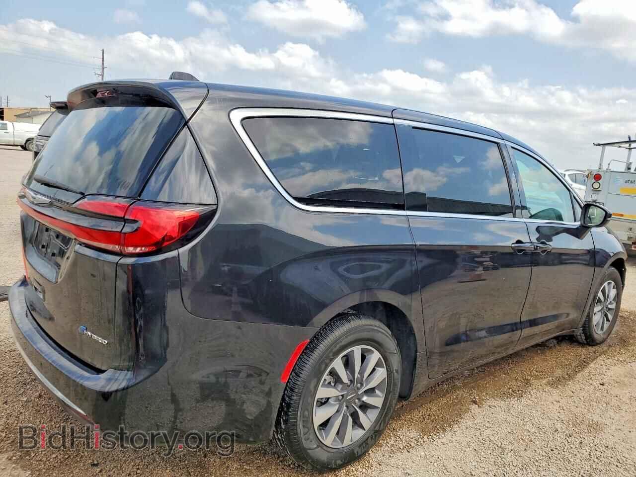 2023 CHRYSLER PACIFICA - VIN: 2C4RC1L77PR632474 - Фото 3