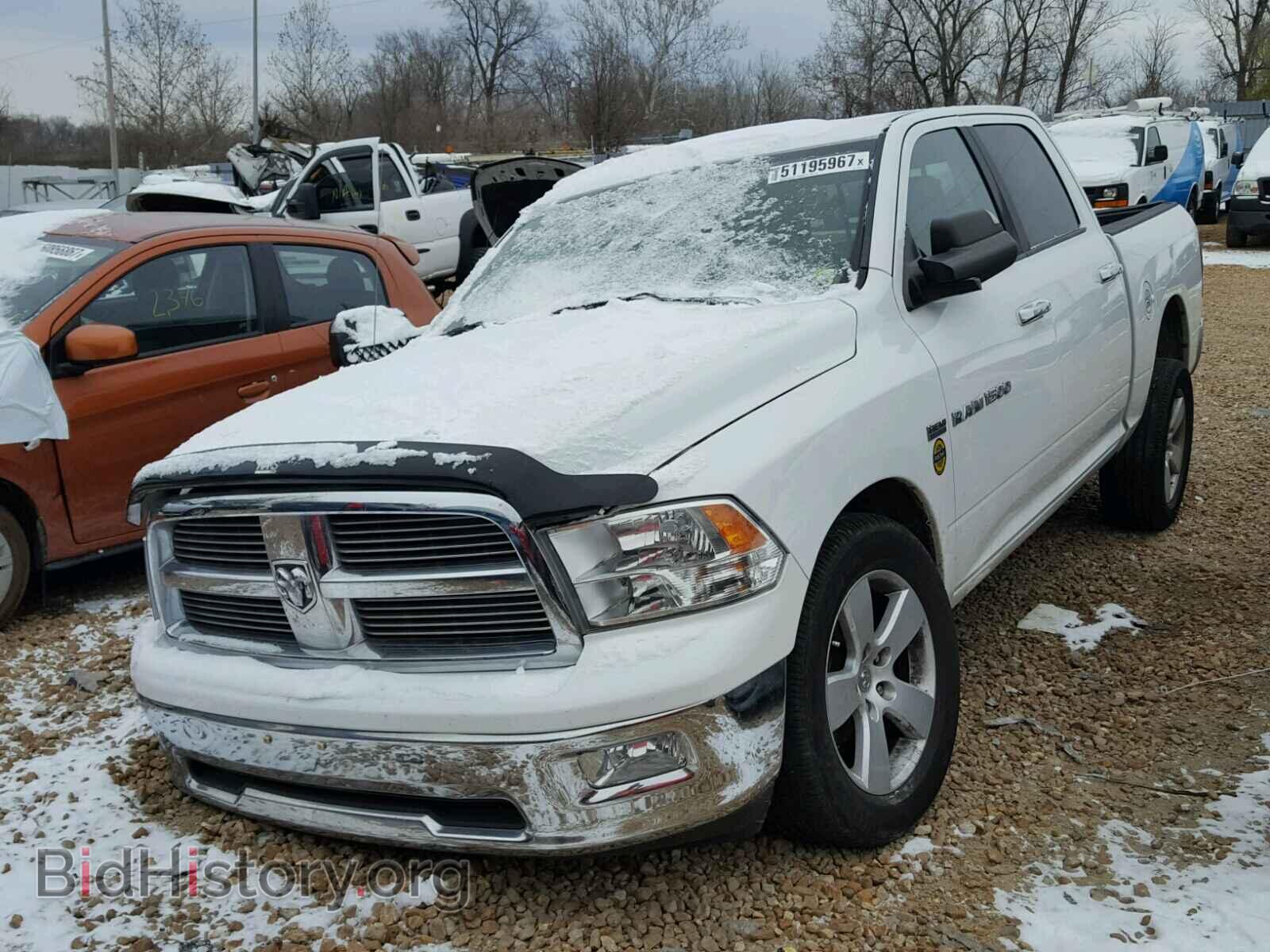2011 DODGE RAM 1500 - VIN: 1D7RV1CT2BS562189 - Фото 2