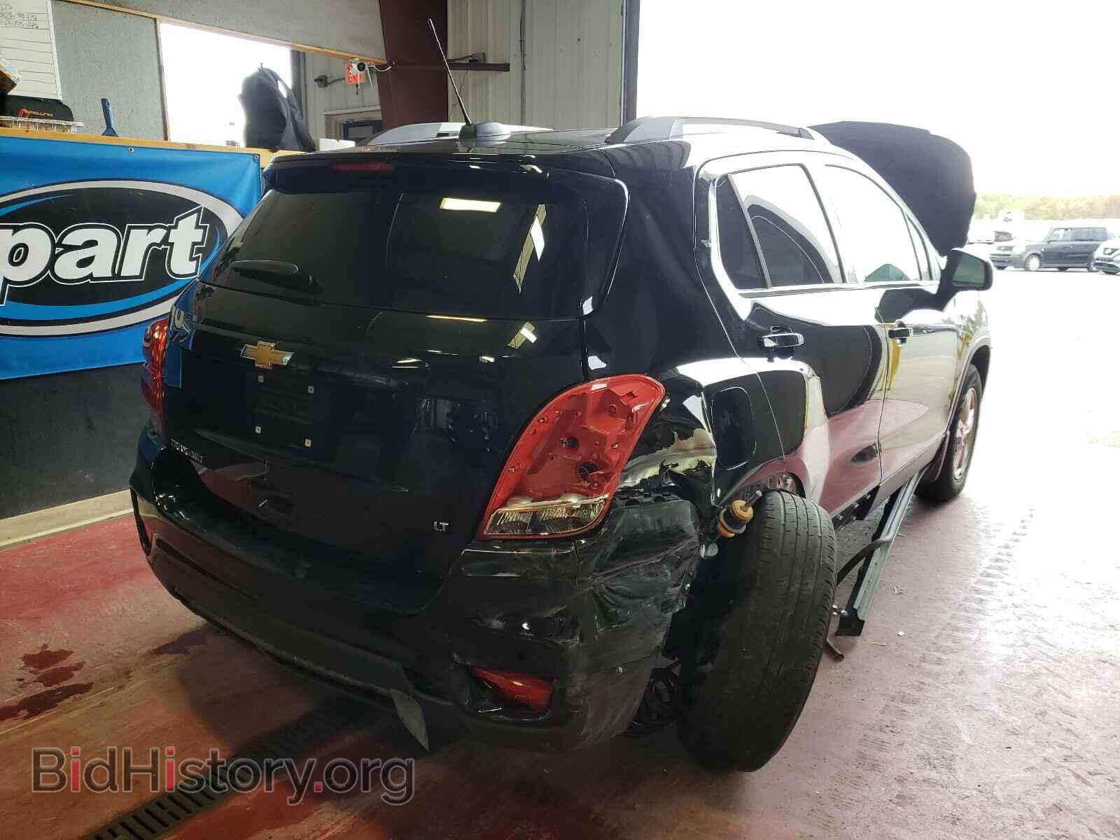 2017 CHEVROLET TRAX - VIN: 3GNCJPSB8HL266518 - Фото 4