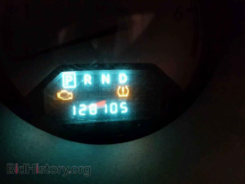2007 Chrysler SEBRING (VIN 1C3LC46K57N675817) — photo 8 of 10