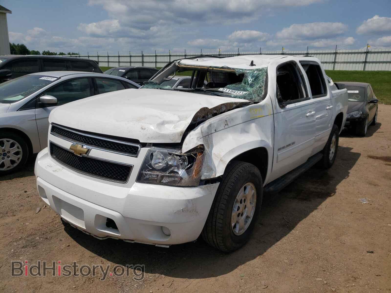 2011 CHEVROLET AVALANCHE - VIN: 3GNMCEE03BG396137 - Фото 2