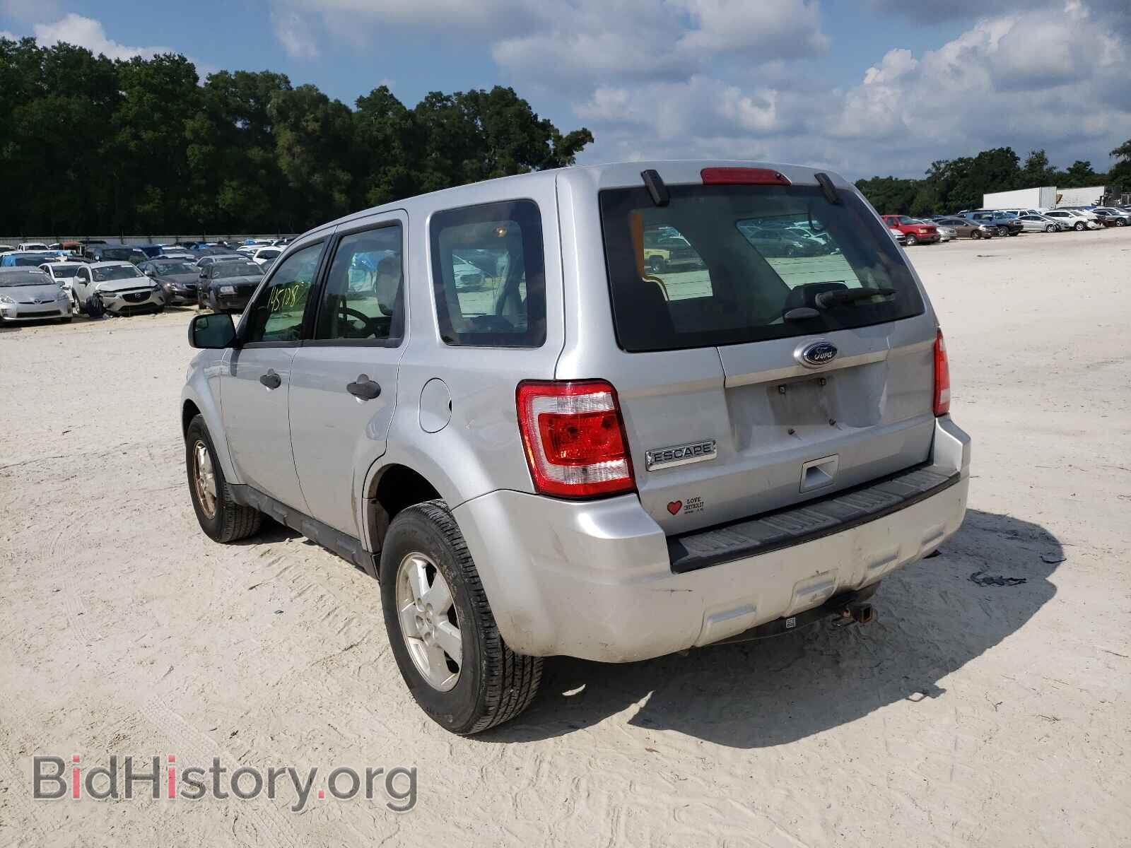 2011 FORD ESCAPE - VIN: 1FMCU0C74BKB57804 - Фото 3