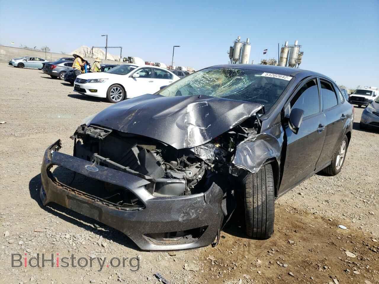 2015 FORD FOCUS - VIN: 1FADP3F2XFL203787 - Фото 2