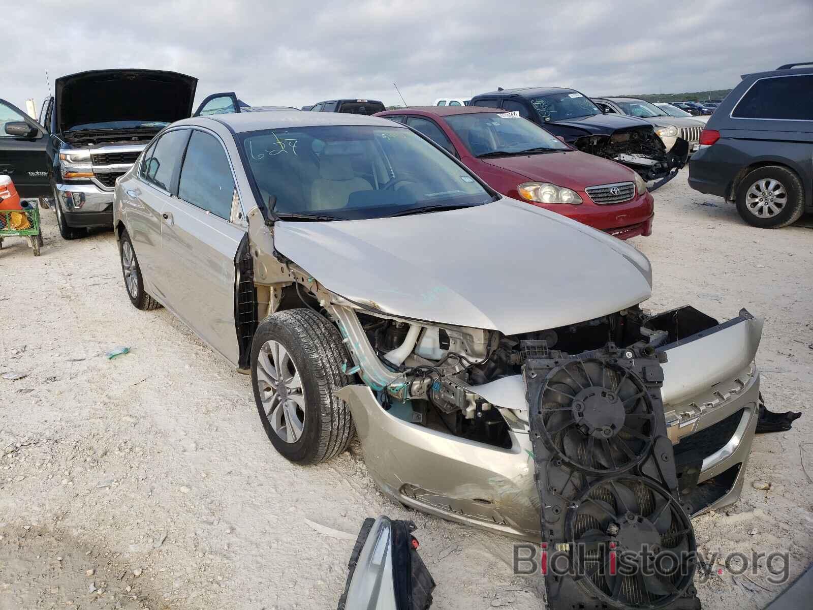 Photo 1HGCR2F34DA242064 - HONDA ACCORD 2013