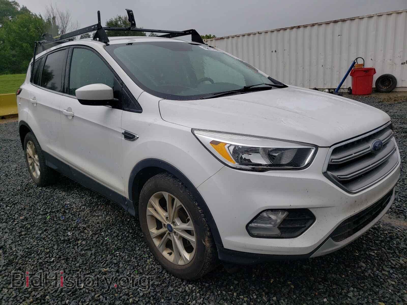 Фотография 1FMCU0GD7HUC99545 - FORD ESCAPE 2017