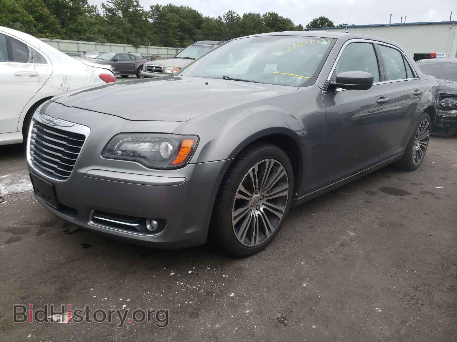 2012 CHRYSLER 300 - VIN: 2C3CCABG6CH217366 - Фото 2