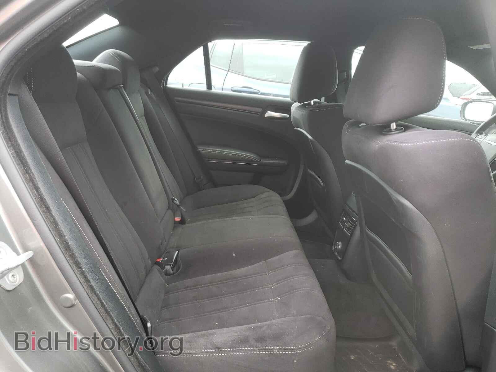 2012 CHRYSLER 300 - VIN: 2C3CCABG6CH217366 - Фото 6