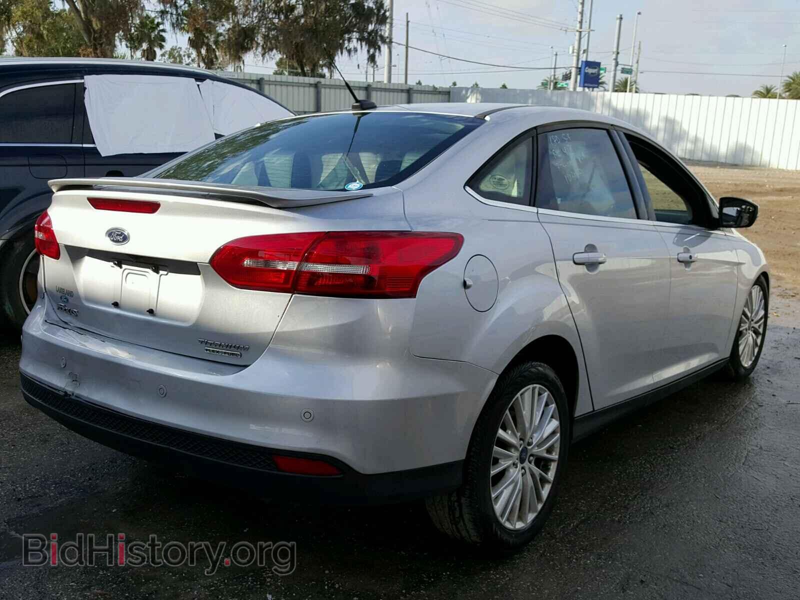 2016 FORD FOCUS - VIN: 1FADP3J29GL211033 - Photo 4