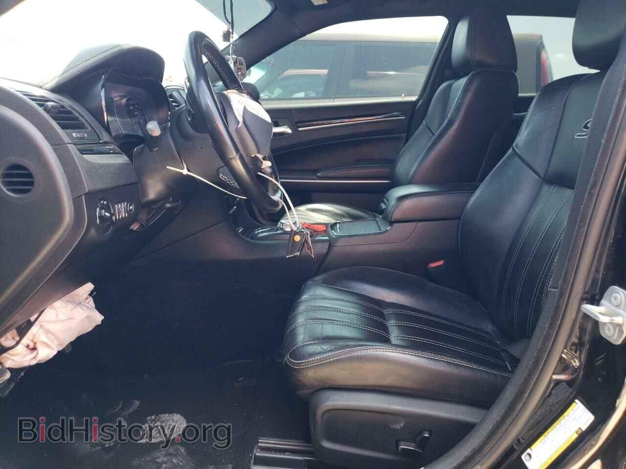 2019 CHRYSLER 300 - VIN: 2C3CCABG4KH618154 - Фото 7