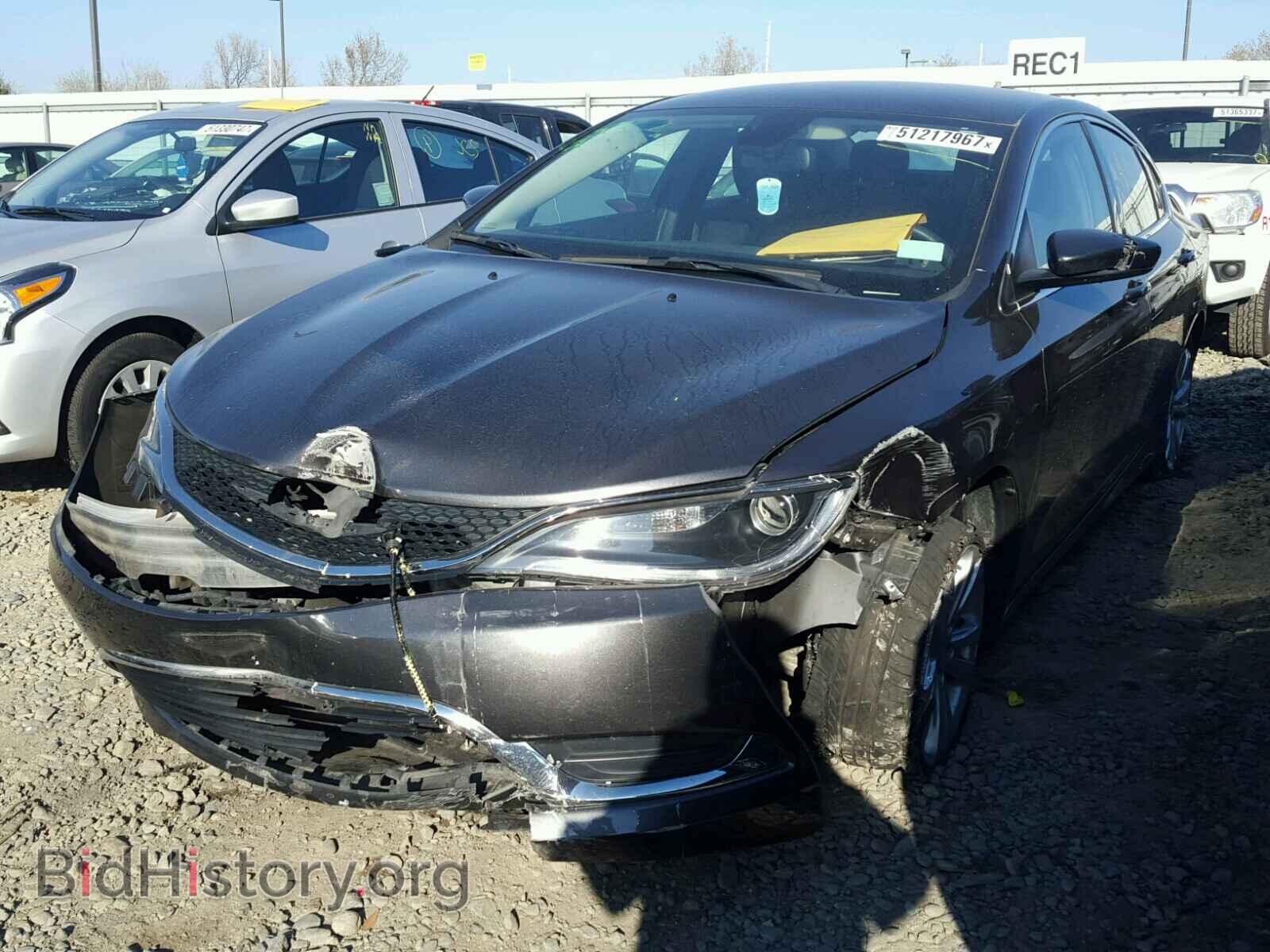 2015 CHRYSLER 200 - VIN: 1C3CCCAB5FN700828 - Photo 2