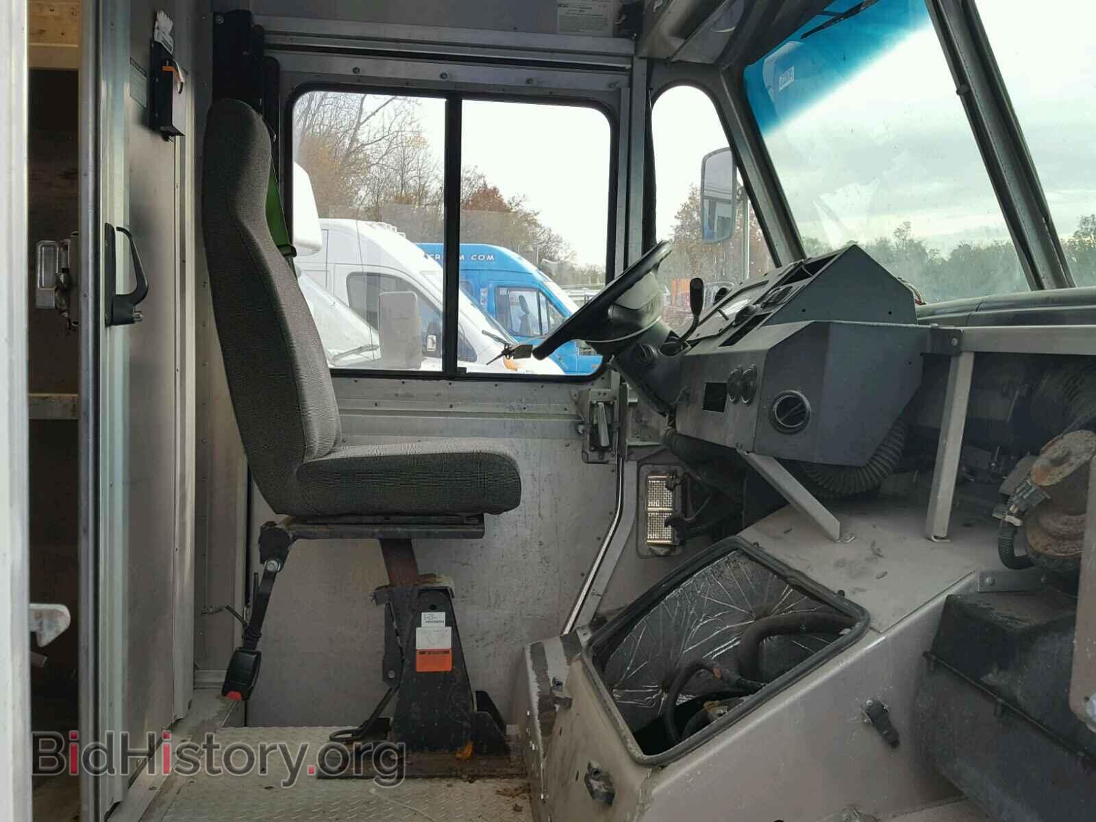 2014 FORD ECONOLINE - VIN: 1FC3E4KL0EDA72703 - Photo 5