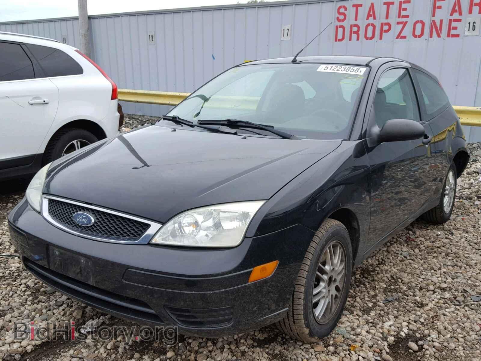 2007 FORD FOCUS - VIN: 1FAFP31N77W154087 - Фото 2