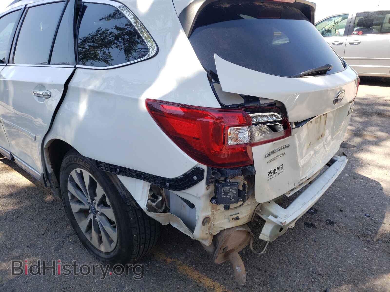 2018 SUBARU OUTBACK - VIN: 4S4BSETC2J3210830 - Фото 9