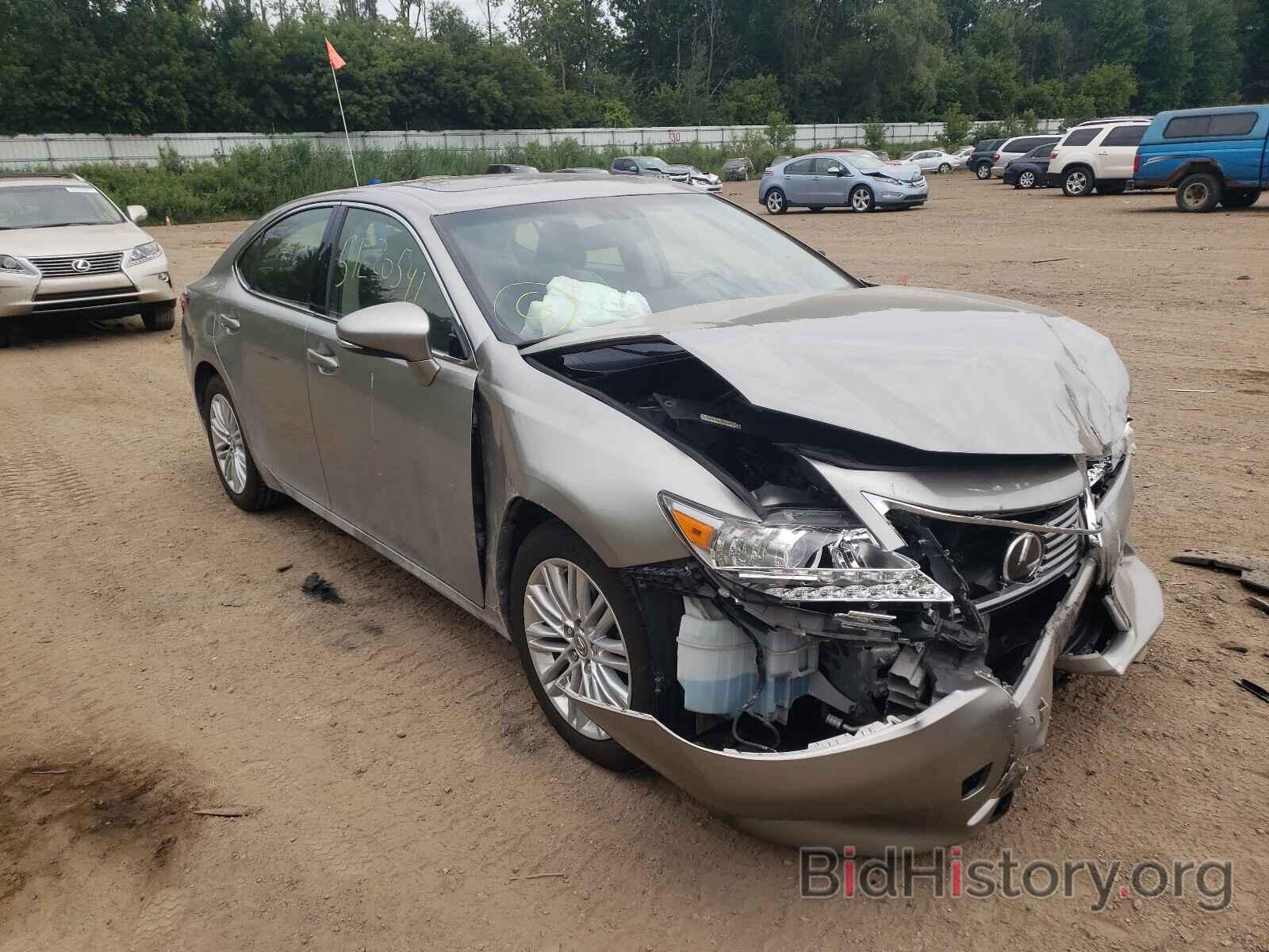 Фотография JTHBK1GG2F2201387 - LEXUS ES350 2015