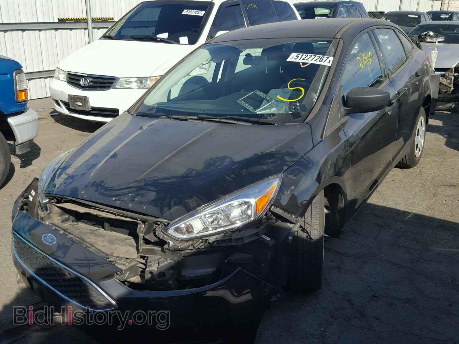 2017 FORD FOCUS - VIN: 1FADP3E26HL230683 - Фото 2