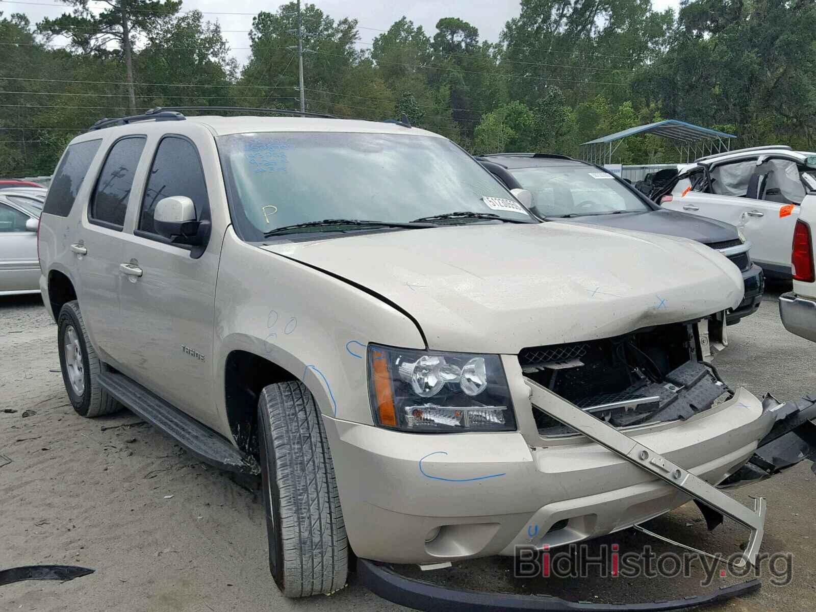 Photo 1GNSCAE00BR143258 - CHEVROLET TAHOE C150 2011