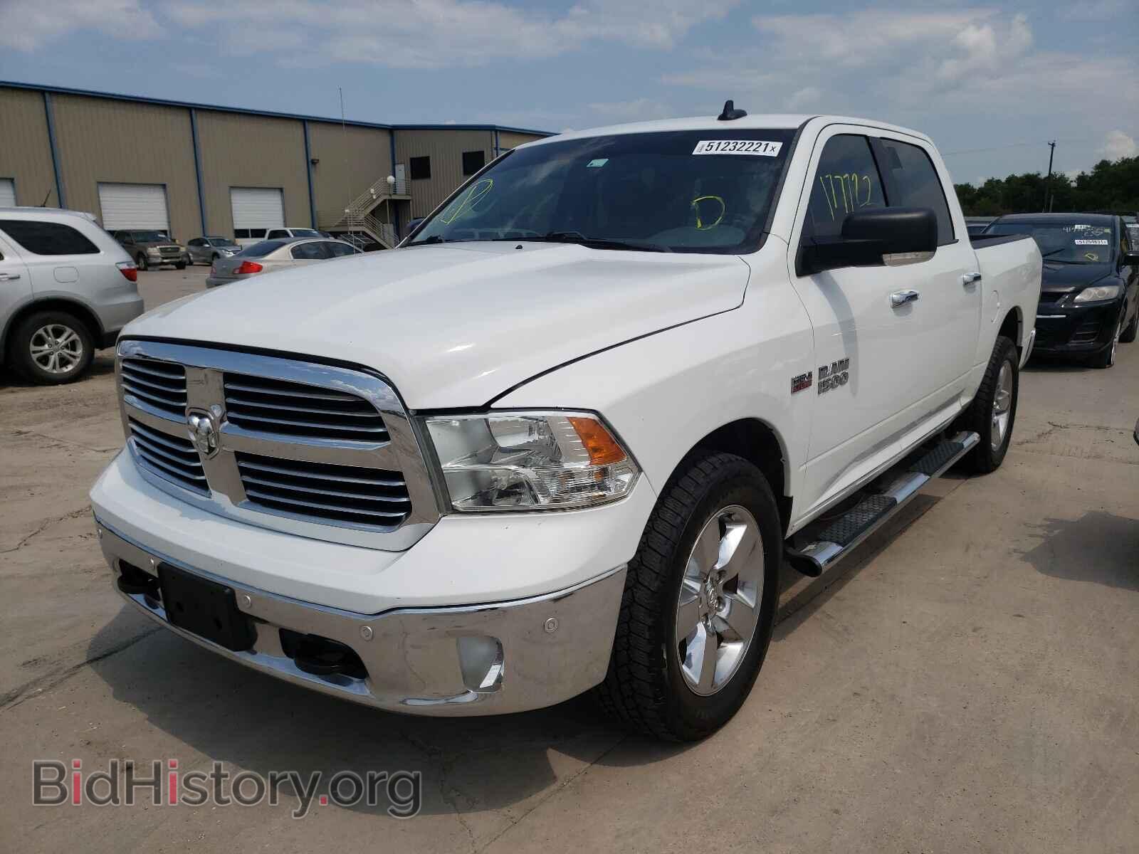 2017 RAM 1500 - VIN: 3C6RR7LT8HG511918 - Фото 2